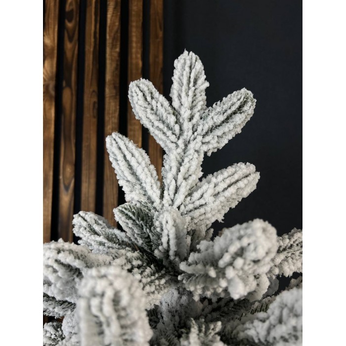 Штучна ялинка Royal Christmas Snow 1,5 м